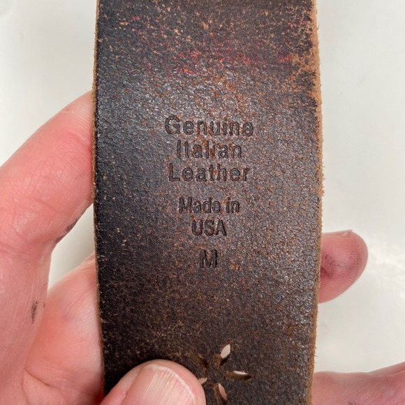 Genuine Italian Leather Floral Perforated Belt Brown Brass Buckle Made in USA M - Picture 2 of 6